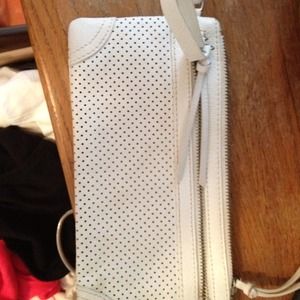 White banana republic wristlet reduced!