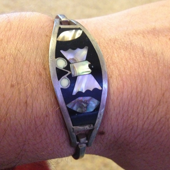 Metal bracelet