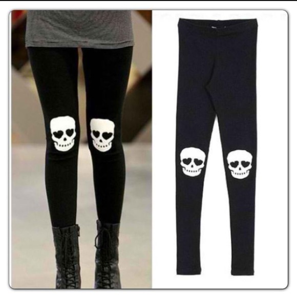 SOLD----BRAND NEW BLACK LEGGINGS - Picture 4 of 4