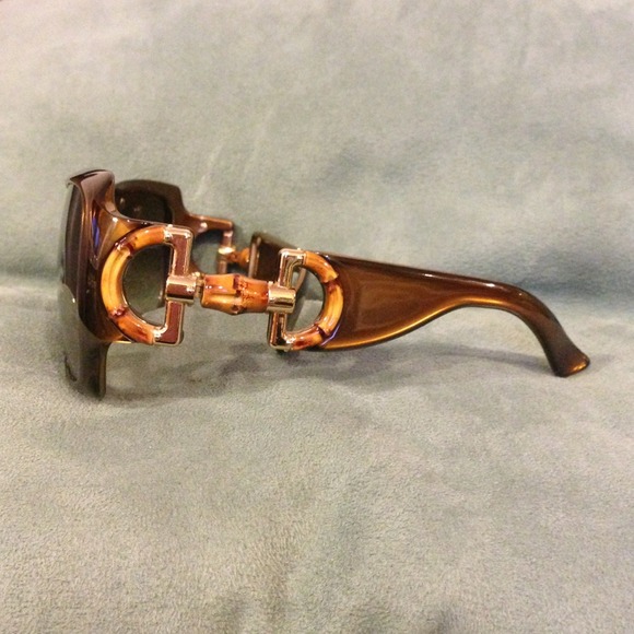 ?GUCCI Sunglasses?WITH CASE