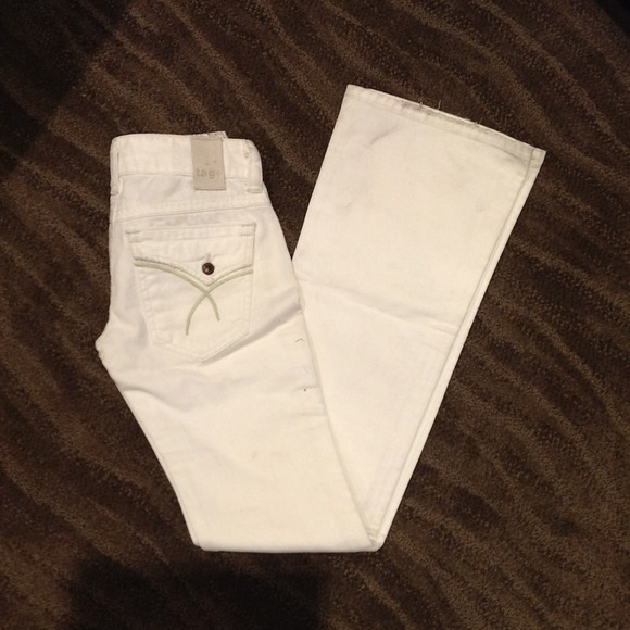 Tag women's jeans white boot cut