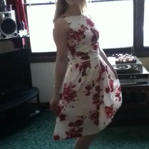 SOLD IN BUNDLE:Sophisticated Spring Dress.