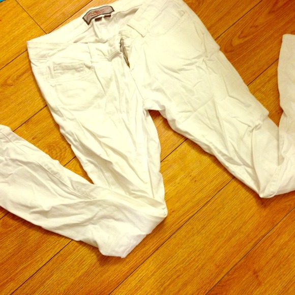 American style white jeans size 1