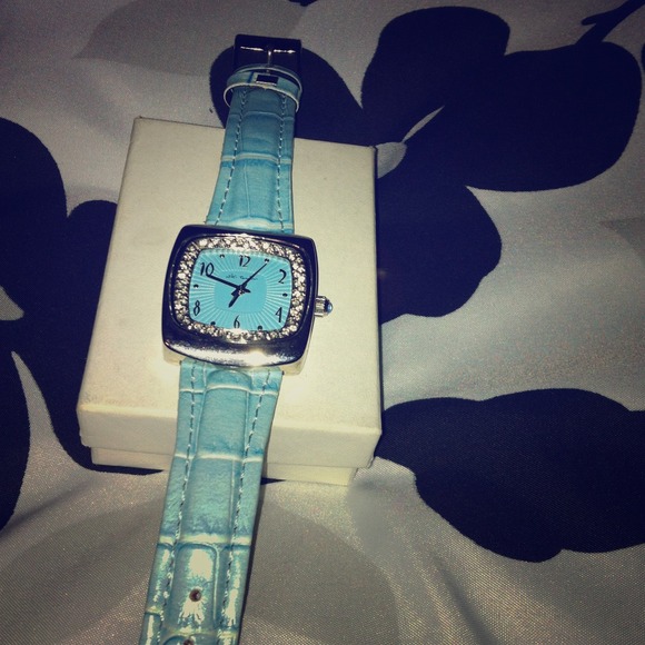 Watch - Picture 1 of 1