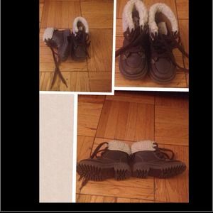 Toddler boy Gap Boots