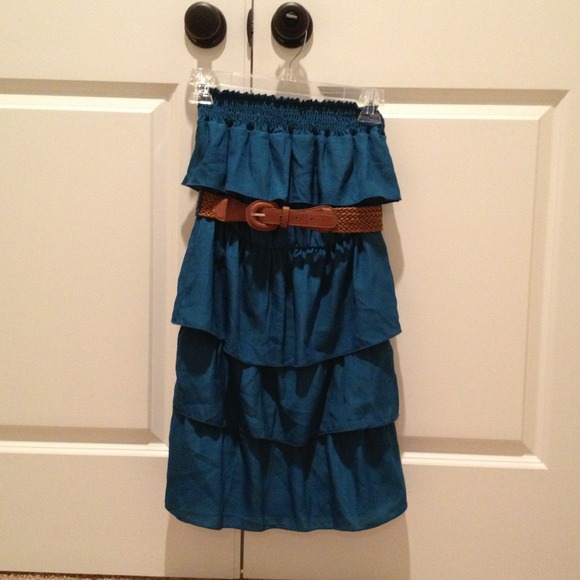 Strapless Dress SZ small Wetseal NWT
