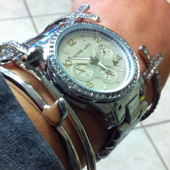 ❌SOLD❌✨Get this Gorgeous Trio! Price Firm - Picture 2 of 3