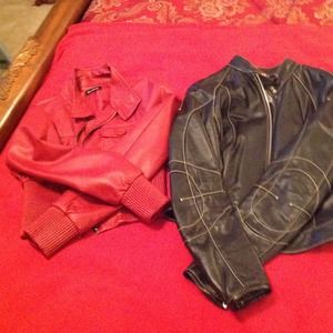 Red Jacket (sz S) Black Jacket (sz S) Red Jacket (sz S) Black Jacket (sz S)