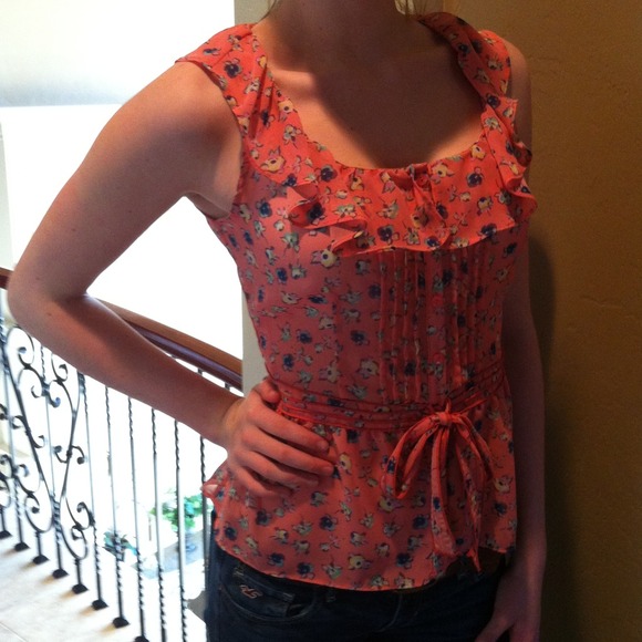 *NWT* Lauren Conrad Vintage Pink Button-Up Top