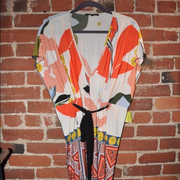 Brand New butterfly dress by mm