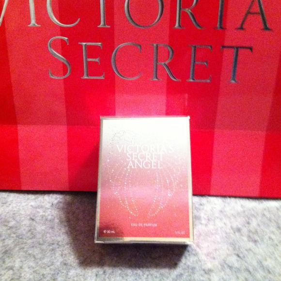 ❌SOLD❌Victoria's Secret angel Parfum