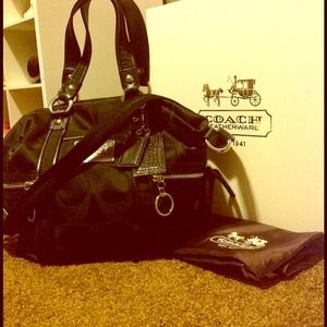 Coach poppy spotlight signature tote