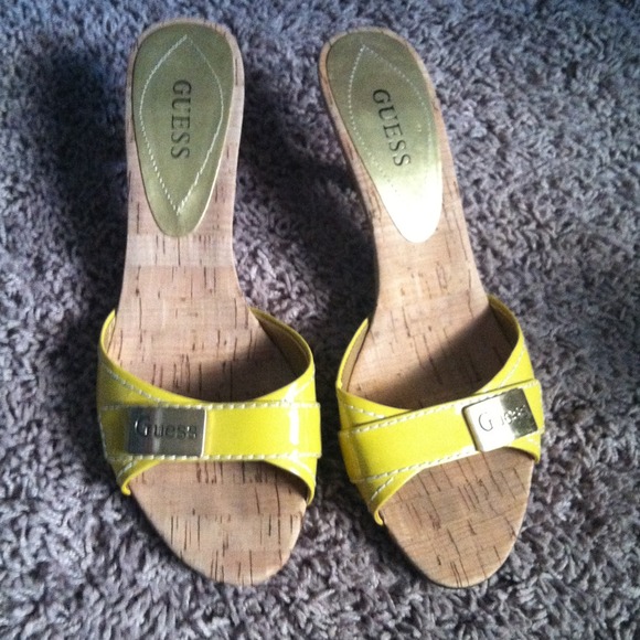 Guess yellow sandals