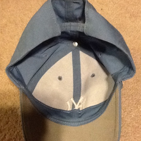 Kids Yankee baseball hat - Picture 2 of 2