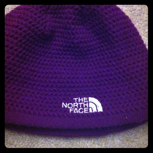 magenta The North Face ear lined beanie hat