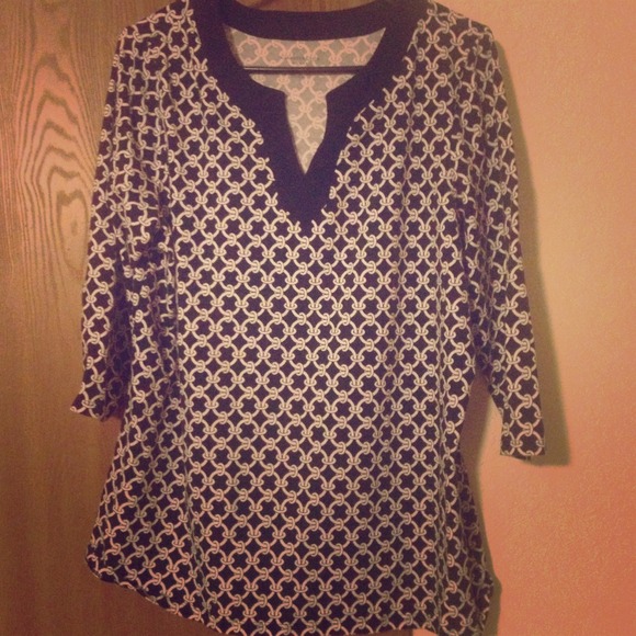 *Sold in bundle Dress Casual Shirt