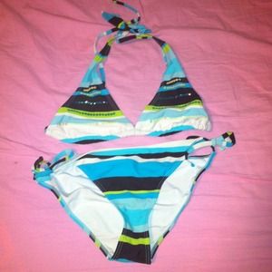 2 piece bathing suit