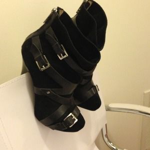 Michael kors ankle boots