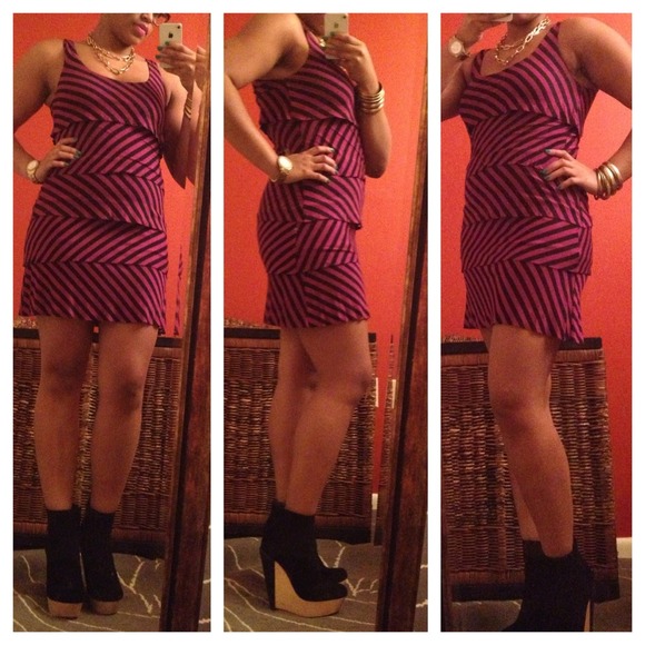 Dresses & Skirts - Black & Fuschia tiered sleeveless dressl Dresses & Skirts - Black & Fuschia tiered sleeveless dressl