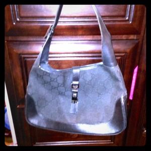 ❤SOLD IN BUNDLE W GUCCI CLITCH❤