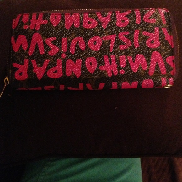 Louis Vuitton Inspired Wallet!