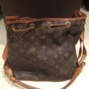 Louis Vuitton purse