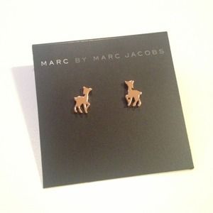 Marc by Marc Jacobs rose gold fawn earrings.