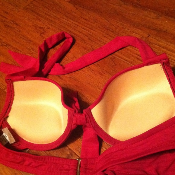 SOLD!! NWOT Subtly striped magenta bikini - Picture 3 of 4