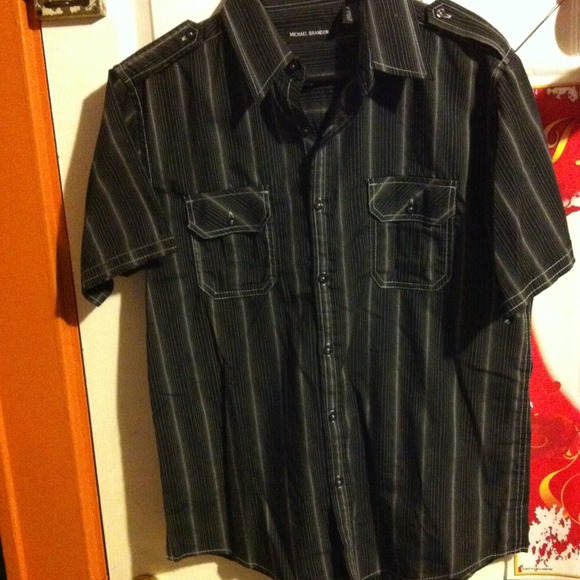 ✴️️️DONATED✴️Black striped Mens shirt