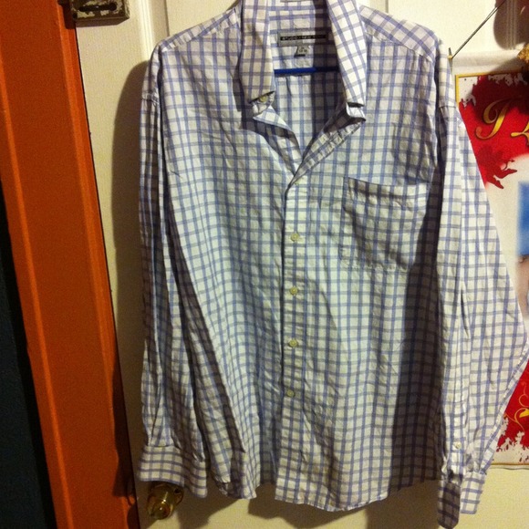 ✴️️️DONATED✴️Light blue striped Mens shirt