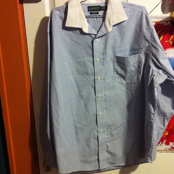 ✴️️️DONATED✴️Blue & white striped Mens shirt