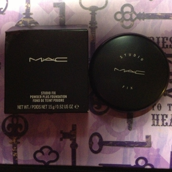 SOLD* MAC Studio Fix