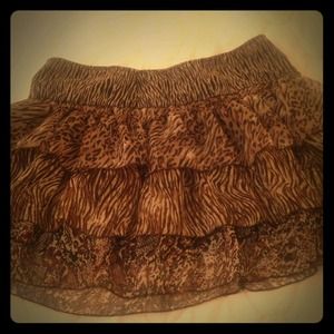 Short ruffled skirt