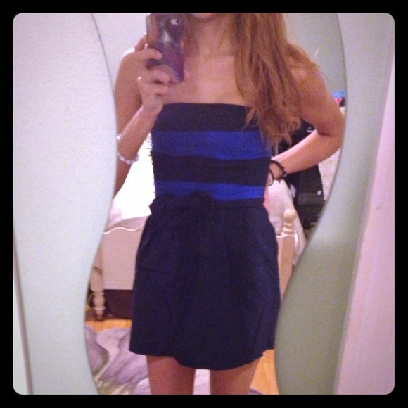 Gilly Hicks Dresses & Skirts - Gilly Hicks cobalt blue strapless dress