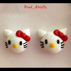 Hello Kitty stud earrings