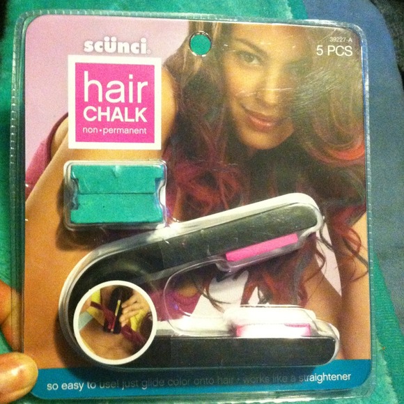 Hair chalk!