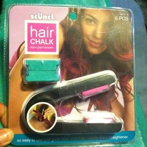 Hair chalk!