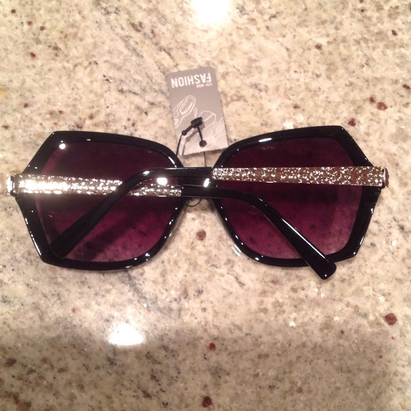 🔥HOSTING SALE🔥Item 232/1. Any 2 Pairs x $20 - Picture 4 of 4