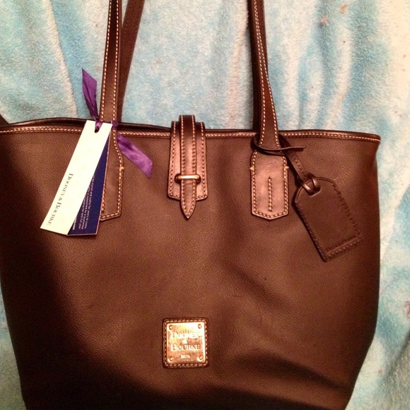 Dooney & Bourke Tote - Picture 1 of 4