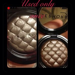 Outrageous Prisma chrome metallic eyeshadow