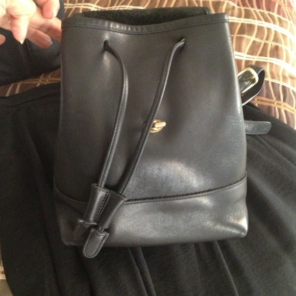 ๐๐Host Pick ๐๐COACH drawstring backpack!! - Picture 2 of 4