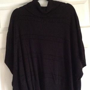 💥Sold💥Black Poncho