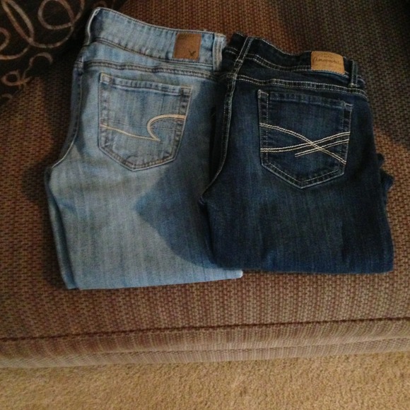 Bundle Amercian Eagle Capris and Aero Jeans