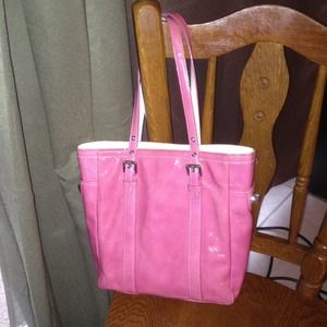 Coach patent leather tote 🌸🌺🌷