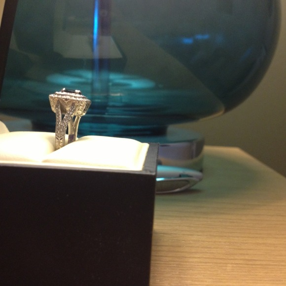 Beaudry Isis sapphire and platinum band. OBO - Picture 2 of 4