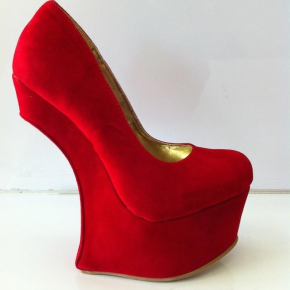 Shoes - Fashion Wedge!! New!!!!