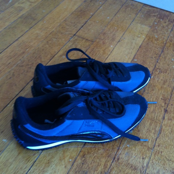 Puma sneakers