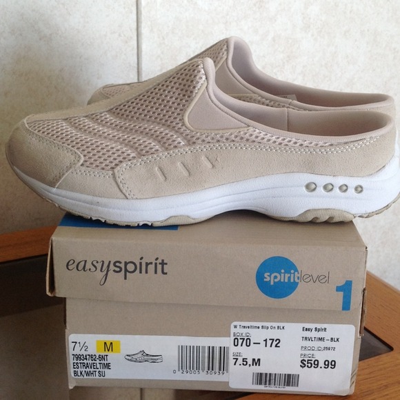 Easy Spirit Slip on shoes