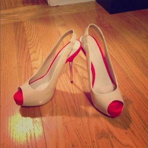 NWOT, Nude patent leather Zara Slingbacks