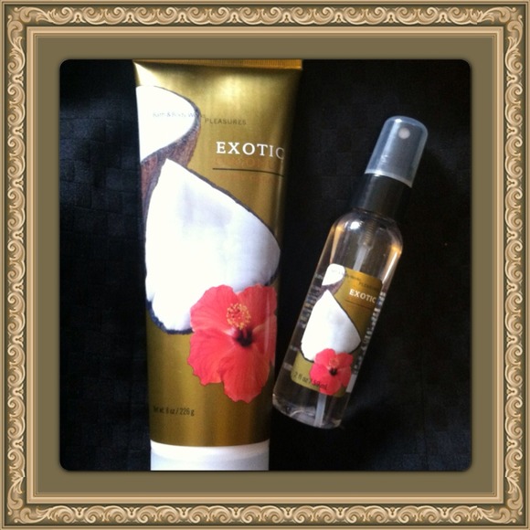 **SOLD** Bath & Body Works bundle